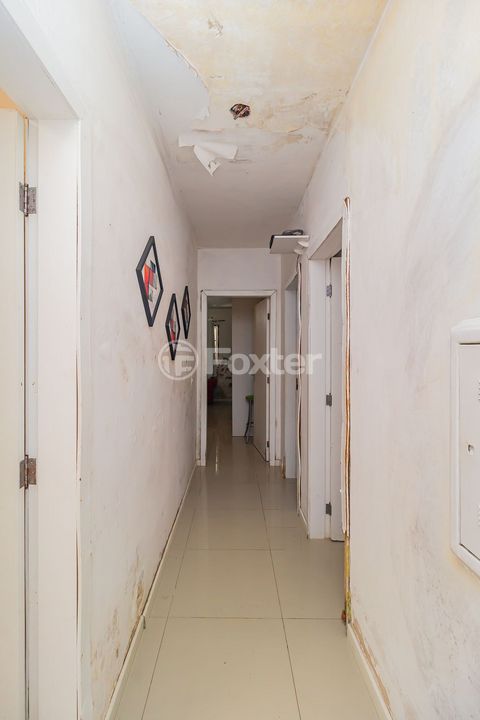 Image 9 - 840670