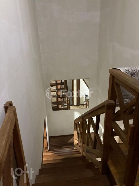 Image 3 - 840826