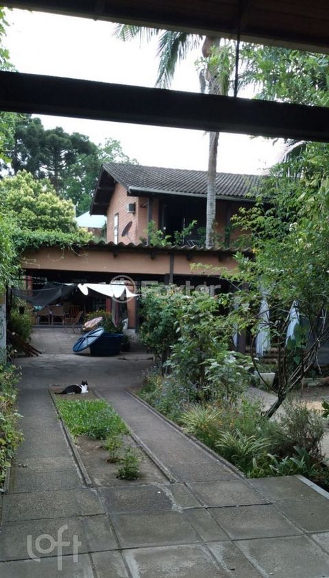 Image 7 - 840847
