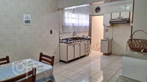 Image 0 - 840914