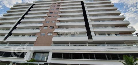 Image 4 - 840916