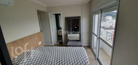 Image 7 - 840916