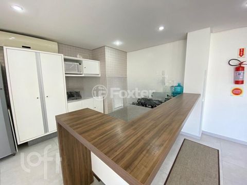 Image 3 - 841012
