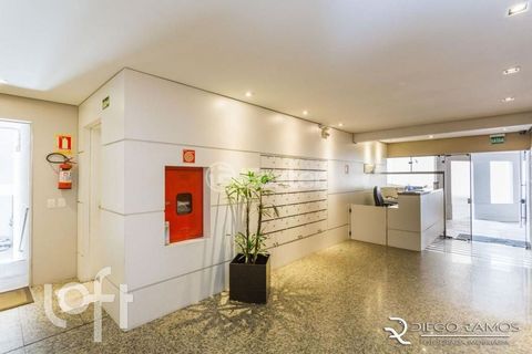 Image 3 - 841543