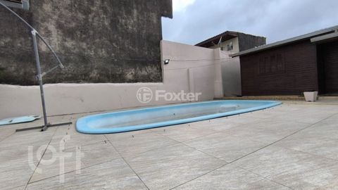 Image 9 - 841735