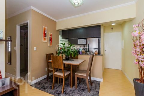 Image 3 - 841745