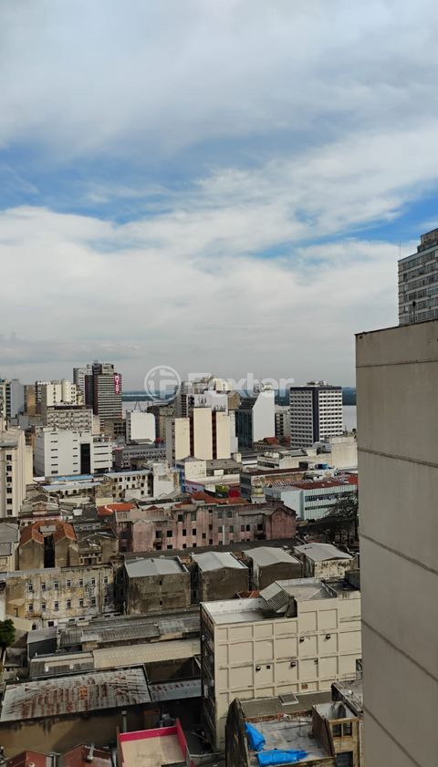 Image 1 - 841824