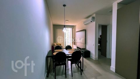 Image 8 - 841845