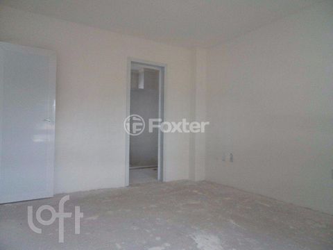 Image 7 - 842080