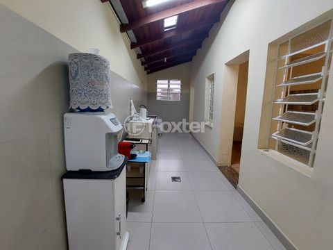 Image 7 - 842160
