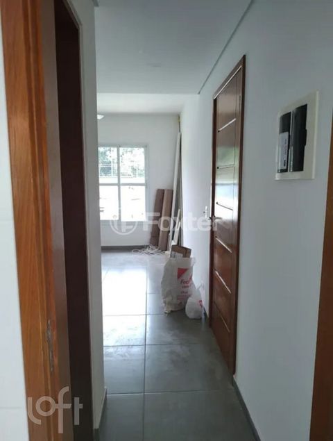 Image 1 - 842252