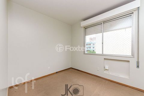 Image 7 - 842395