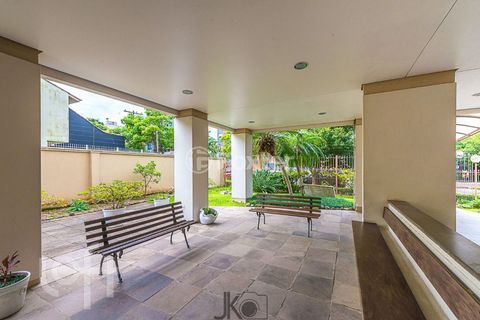 Image 19 - 842395