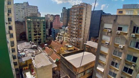 Image 6 - 842599