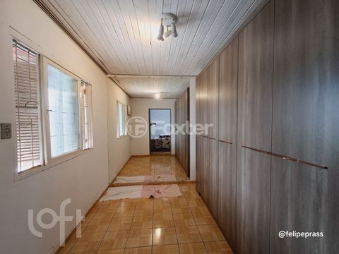 Image 7 - 842659