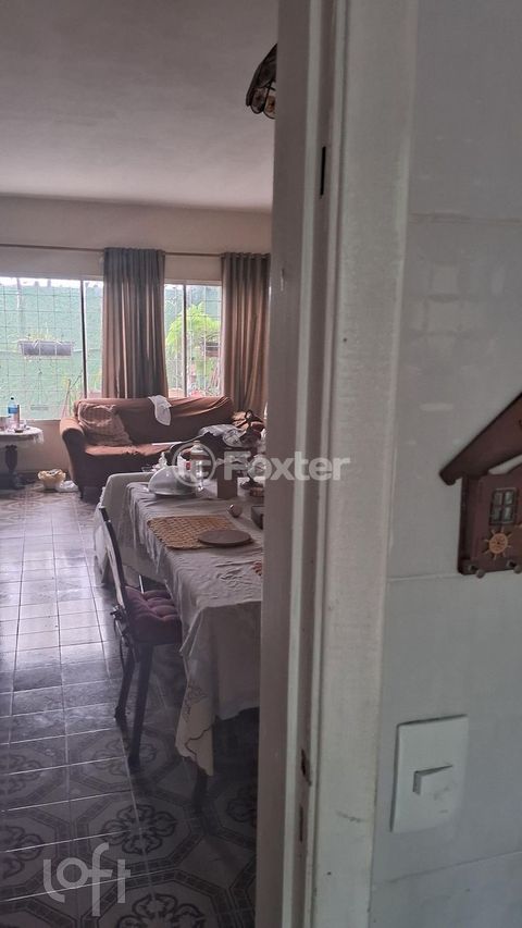 Image 3 - 842760