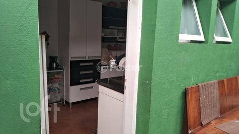 Image 6 - 842760