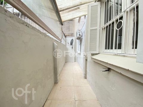Image 8 - 842834