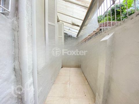 Image 7 - 842834