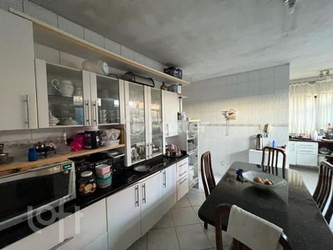 Image 6 - 843921
