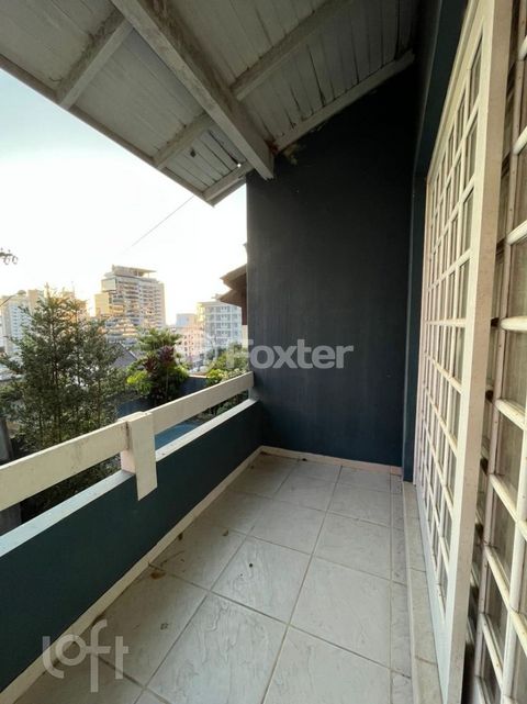 Image 0 - 843921