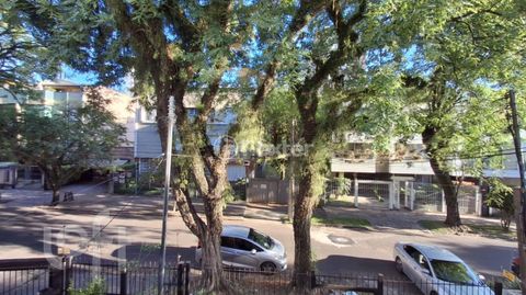 Image 8 - 844020