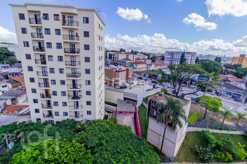Image 9 - 844028