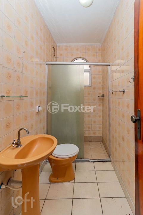 Image 9 - 844148