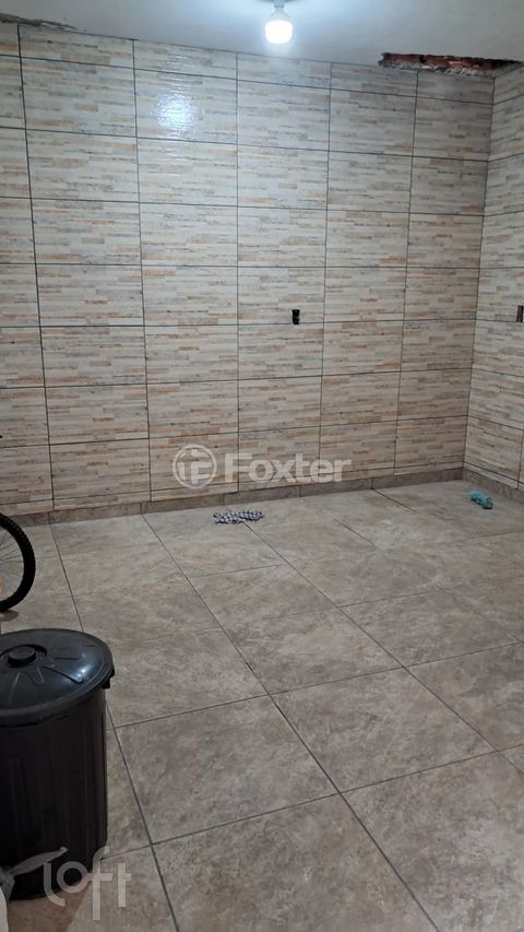 Image 8 - 844210
