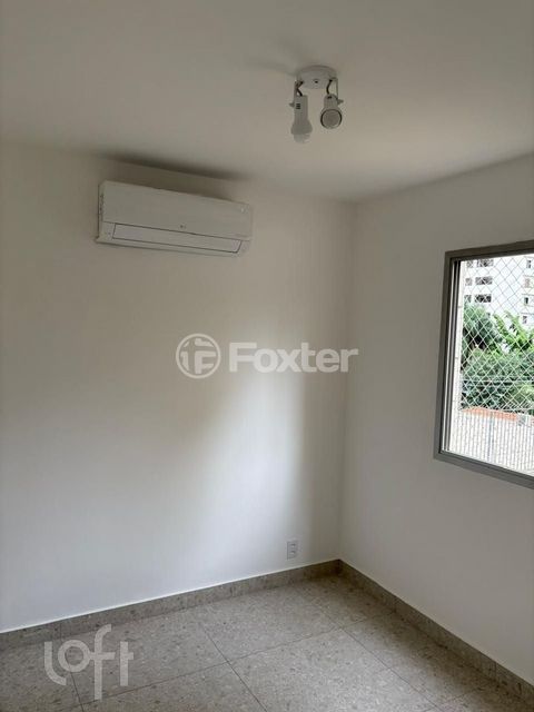 Image 11 - 844630
