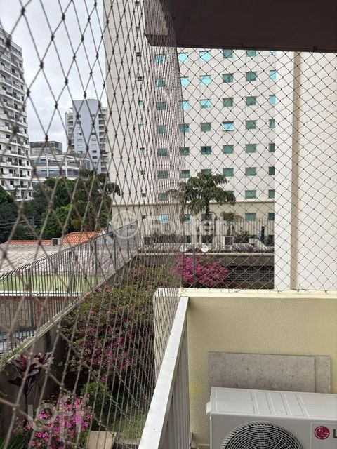 Image 16 - 844630