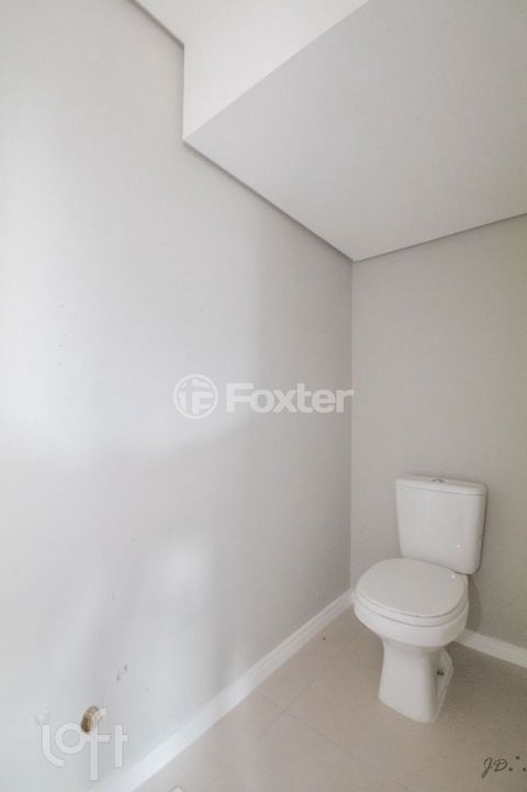 Image 9 - 844682
