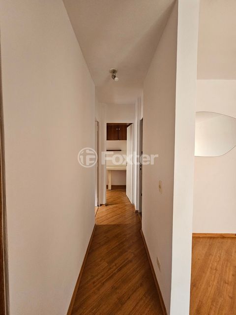 Image 6 - 844800