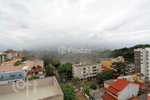 Image 9 - 844805