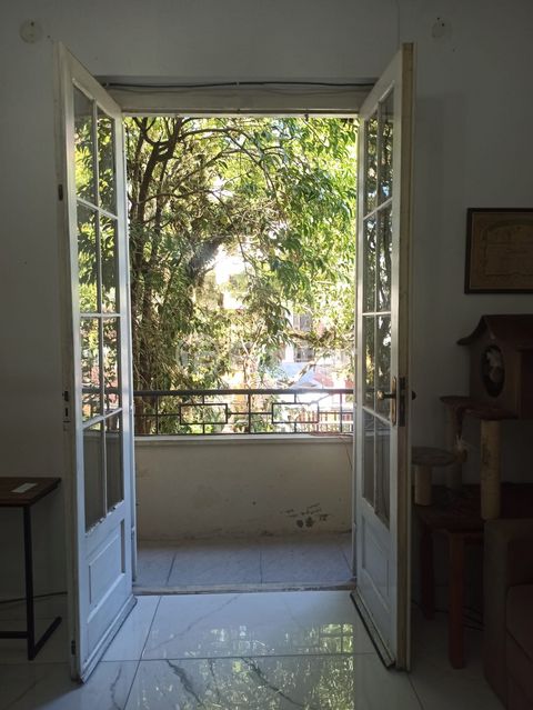 Image 2 - 844818