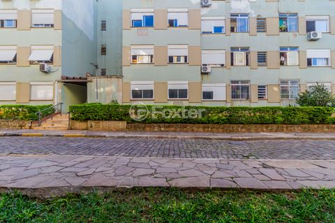 Image 13 - 844853