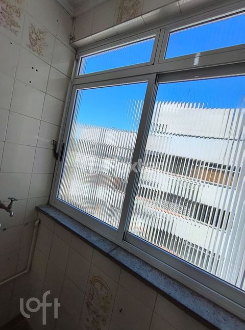 Image 7 - 844987