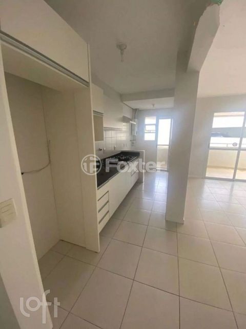 Image 6 - 845320