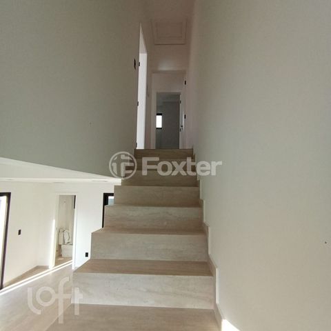 Image 6 - 845350