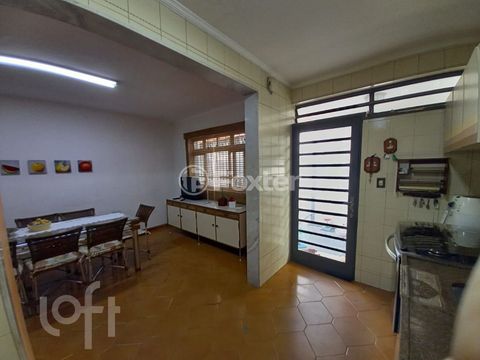Image 7 - 845635