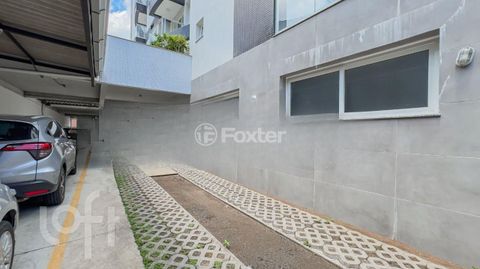 Image 3 - 845772