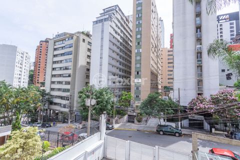 Image 7 - 845842