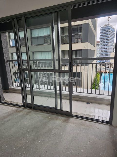 Image 5 - 845862