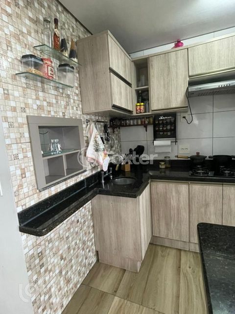 Image 5 - 845976