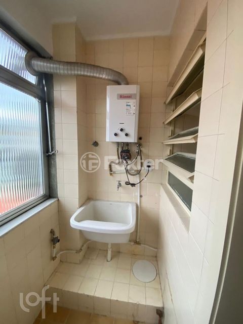 Image 7 - 846001