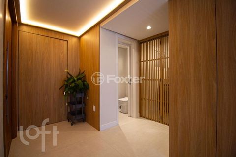 Image 7 - 846017