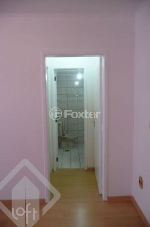 Image 5 - 846077