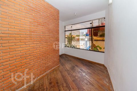 Image 3 - 846080