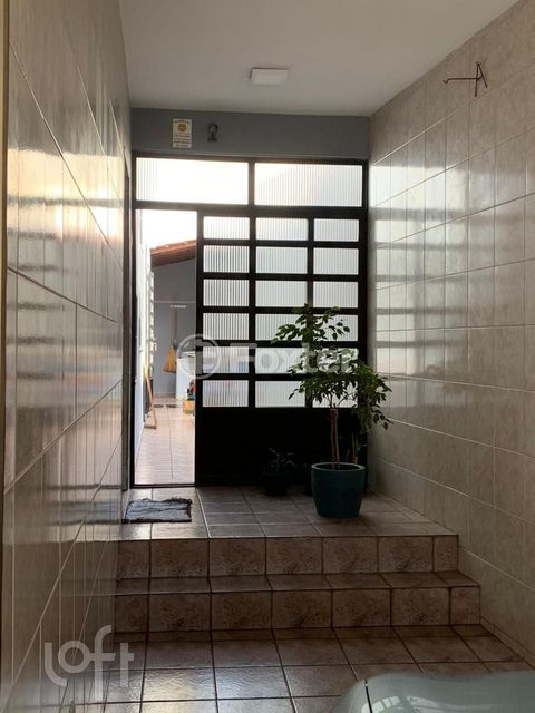 Image 13 - 846283