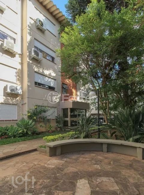 Image 6 - 846460